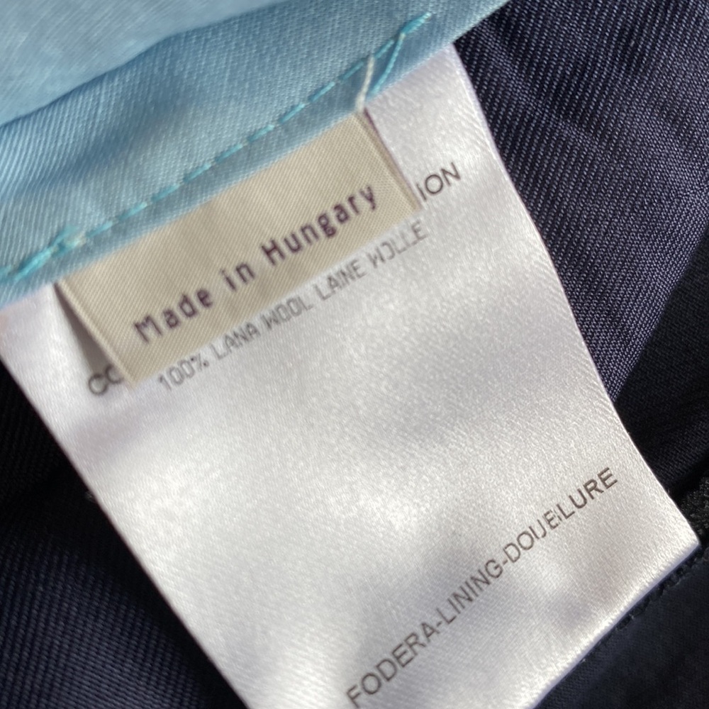 Stella McCartney Navy Cropped Pleated Tapered Pants Button Waist - Picture 7 of 10